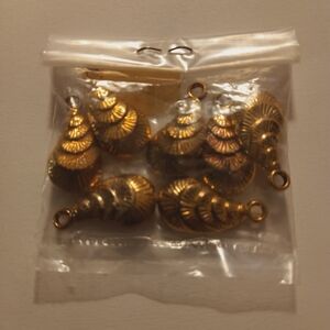 Gold Shell Charms